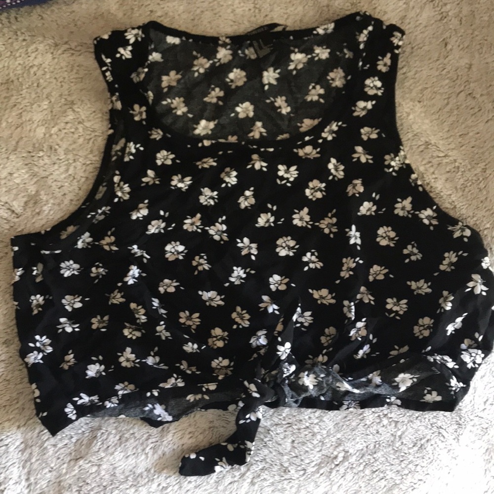 Cropped forever 21 tank top